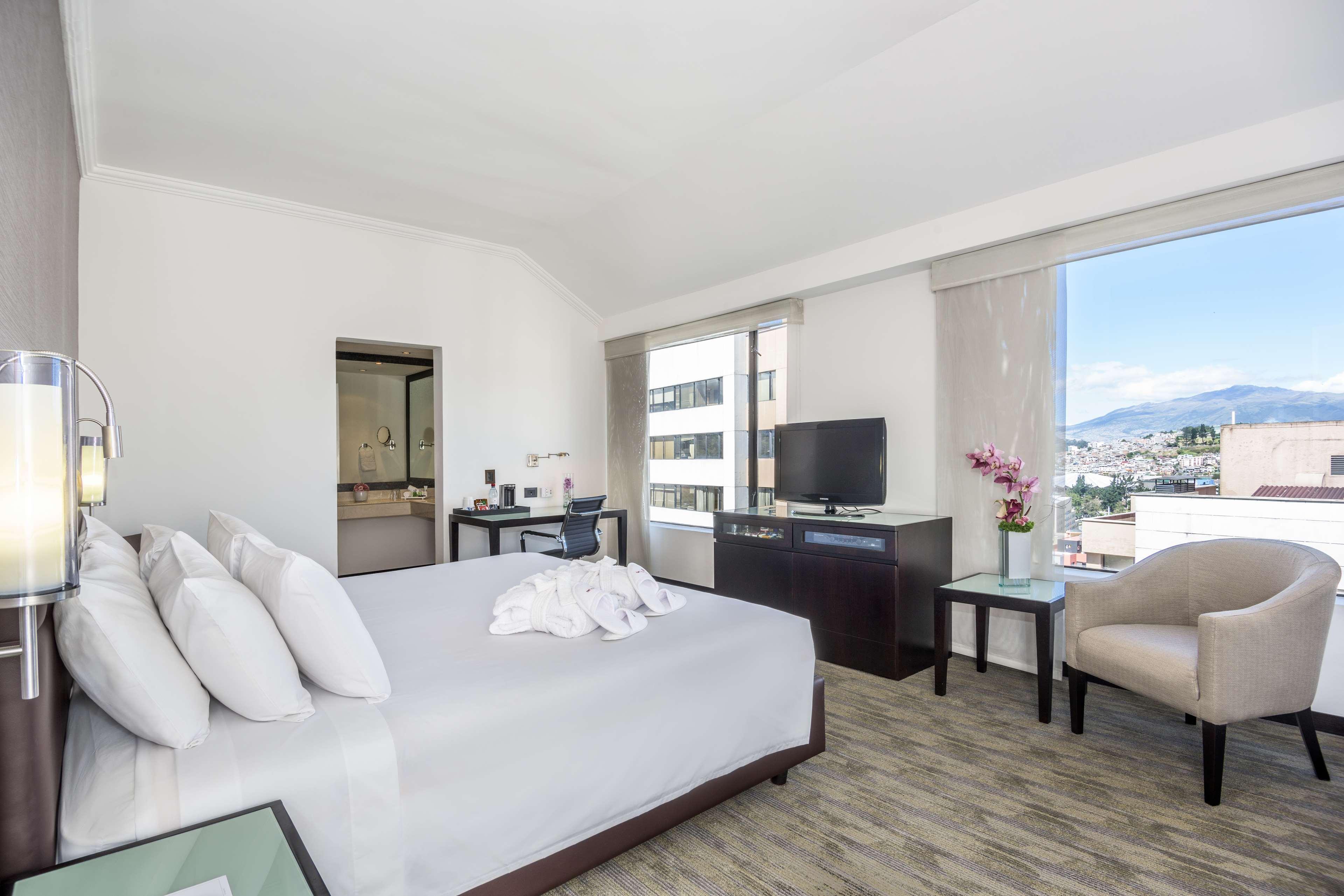 Nh Collection Quito Royal Hotel Luaran gambar
