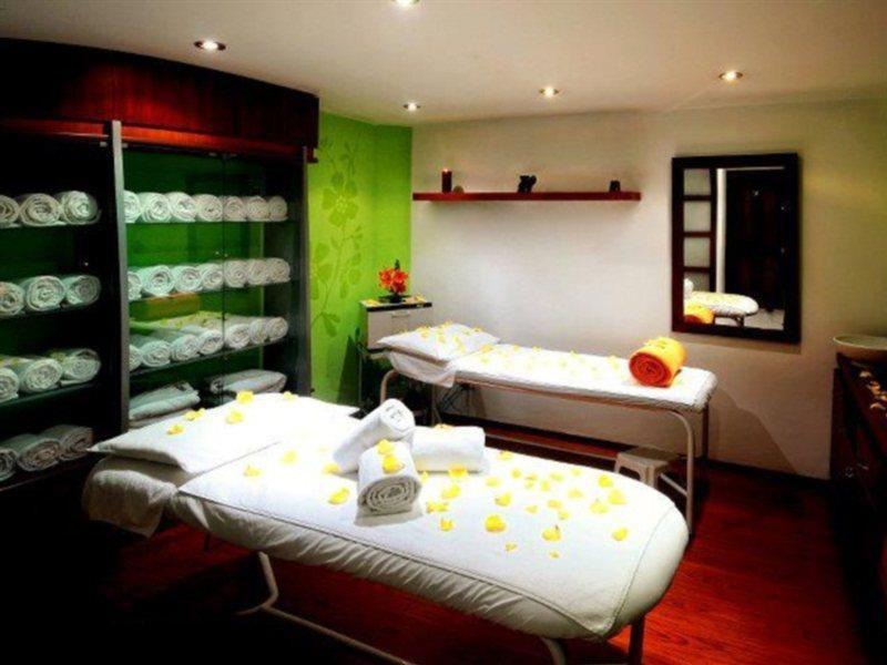 Nh Collection Quito Royal Hotel Luaran gambar
