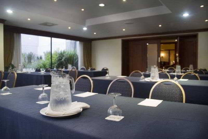 Nh Collection Quito Royal Hotel Luaran gambar