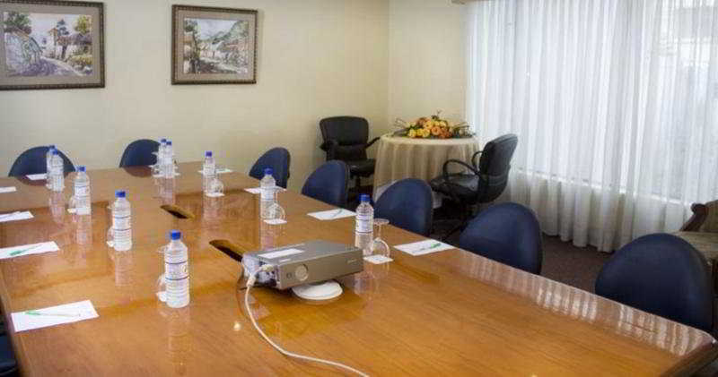 Nh Collection Quito Royal Hotel Luaran gambar